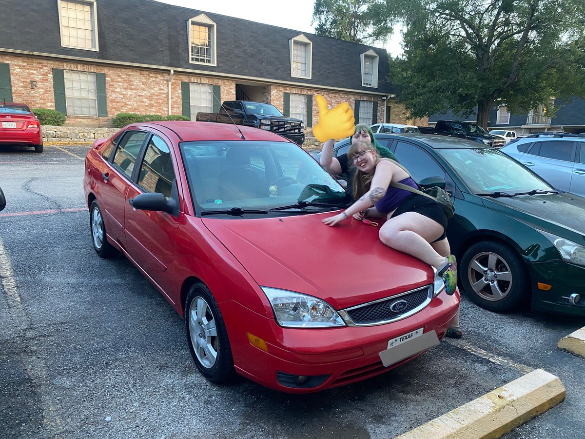 lilrimpz's tweet photo. My baby got her first car!!!! I’ve never been so proud 🥹🖤🚗💨 https://t.co/5HoHxjrkCq