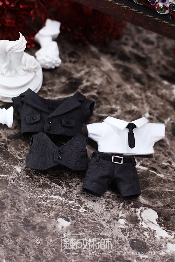 🥳21대 대통령 단천 축하 RT 이벤트🥳
이 기쁜날 다함께 누리고 싶습니다🥰
본 게시물을 RT+팔로우 해주신 분 중 1분을 추첨하여 10cm 솜인형의상 '중견사원‘ 세트를 선물로 드립니다. 
(셔츠 바지 자켓 베스트 차콜색상)
💙당발 : 6월 13일 저녁8시
💙발송 : 제작완료시 (6월안)