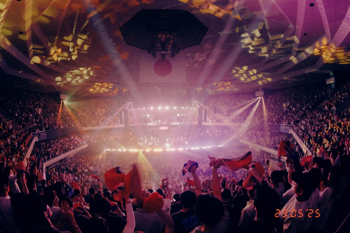 TOMOO Live at 日本武道館
ライブアンケート実施📝

■回答期間
6/22(日)23:59まで

▼詳細はこちら
tomoo.jp/fc/c/news/nYFy…

さらにご回答いただいたYOU YOU会員の皆様には抽選でサイン入りパスステッカープレゼント🎁

photo by renzo masuda

#TOMOO_日本武道館
#TOMOO_YOUYOU