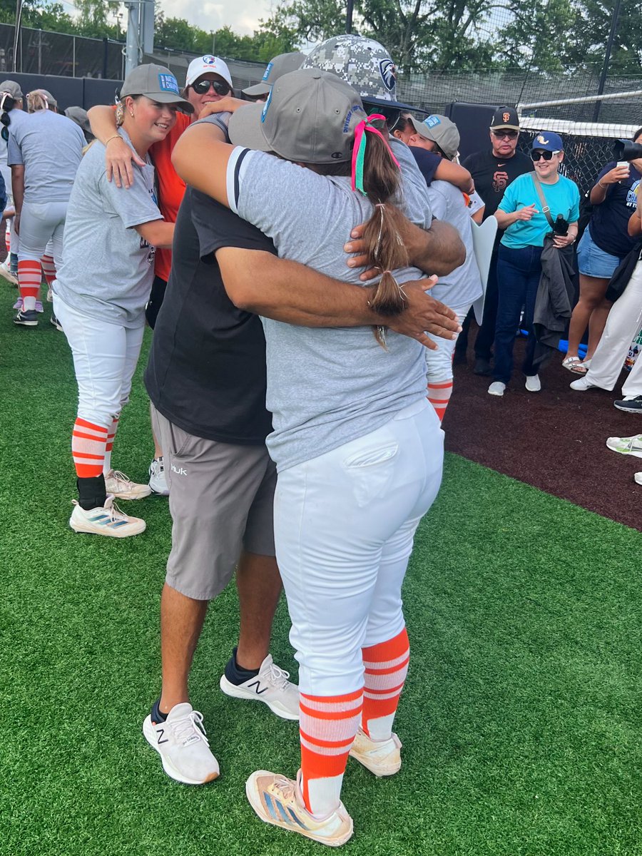 Alaunah_Almaraz_2024 (@alaunah2024) on Twitter photo Freshman Year ☑️
What a ride with <a href="/Patriot_sb/">Patriot Softball</a>! Thank you Dad & Arron for surprising me in Tennessee! Love ya’ll! 💖 Freshman Year ☑️
What a ride with <a href="/Patriot_sb/">Patriot Softball</a>! Thank you Dad & Arron for surprising me in Tennessee! Love ya’ll! 💖