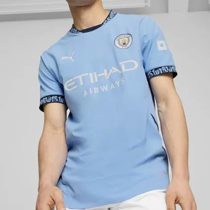 Outfits เมนซองชานหน้าคอน