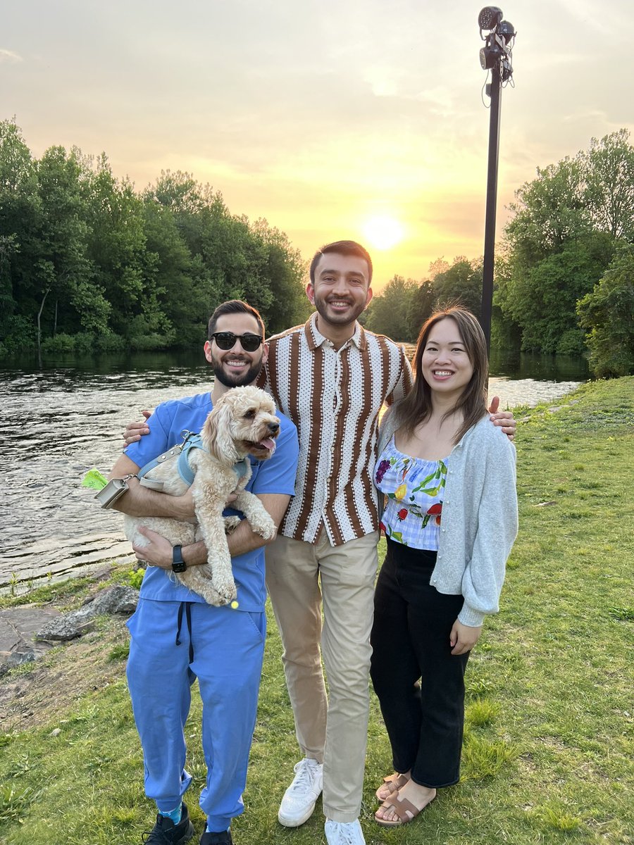 PaladiyaRuchir's tweet image. As my two incredible PGY6 fellows move on—one to USF Tampa General Hospital and one to GI Alliance, Texas—I feel nothing but gratitude.

Starting from my intern year GI rotation to first ACG abstract to conference (📸) to publications and pharmaceutical dinners; you have…