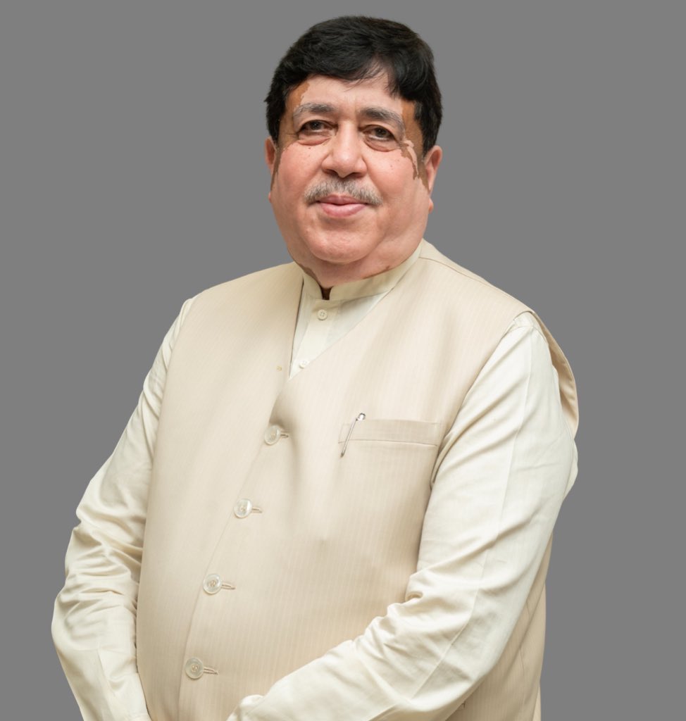 IFFCO (@iffco_pr) on Twitter photo рдЗрдлрд╝рдХреЛ рдХреЗ рдЕрдзреНрдпрдХреНрд╖ рд╢реНрд░реА <a href="/Dileep_Sanghani/">DILEEP SANGHANI</a> рдЬреА рдХреЛ рд╕рд╣рдХрд╛рд░рд┐рддрд╛ рдордВрддреНрд░рд╛рд▓рдп, рднрд╛рд░рдд рд╕рд░рдХрд╛рд░ рджреНрд╡рд╛рд░рд╛ рдмрдирд╛рдпреЗ рдЧрдпреЗ тАЬрддреНрд░рд┐рднреБрд╡рди рд╕рд╣рдХрд╛рд░реА рд╡рд┐рд╢реНрд╡рд╡рд┐рджреНрдпрд╛рд▓рдп тАЬ рдХреЗ рдЧрд╡рд░реНрдирд┐рдВрдЧ рдмреЛрд░реНрдб рдореЗ рд╕рджрд╕реНрдп рдХреЗ рд░реБрдк рдореЗ рдордиреЛрдирд┐рдд рдХрд░рдиреЗ рдкрд░ рд╣рд╛рд░реНрджрд┐рдХ рдмрдзрд╛рдИ рдПрд╡рдВ рд╢реБрднрдХрд╛рдордирд╛рдПрдБред <a href="/MinOfCooperatn/">Ministry of Cooperation, Government of India</a> рдЗрдлрд╝рдХреЛ рдХреЗ рдЕрдзреНрдпрдХреНрд╖ рд╢реНрд░реА <a href="/Dileep_Sanghani/">DILEEP SANGHANI</a> рдЬреА рдХреЛ рд╕рд╣рдХрд╛рд░рд┐рддрд╛ рдордВрддреНрд░рд╛рд▓рдп, рднрд╛рд░рдд рд╕рд░рдХрд╛рд░ рджреНрд╡рд╛рд░рд╛ рдмрдирд╛рдпреЗ рдЧрдпреЗ тАЬрддреНрд░рд┐рднреБрд╡рди рд╕рд╣рдХрд╛рд░реА рд╡рд┐рд╢реНрд╡рд╡рд┐рджреНрдпрд╛рд▓рдп тАЬ рдХреЗ рдЧрд╡рд░реНрдирд┐рдВрдЧ рдмреЛрд░реНрдб рдореЗ рд╕рджрд╕реНрдп рдХреЗ рд░реБрдк рдореЗ рдордиреЛрдирд┐рдд рдХрд░рдиреЗ рдкрд░ рд╣рд╛рд░реНрджрд┐рдХ рдмрдзрд╛рдИ рдПрд╡рдВ рд╢реБрднрдХрд╛рдордирд╛рдПрдБред <a href="/MinOfCooperatn/">Ministry of Cooperation, Government of India</a>