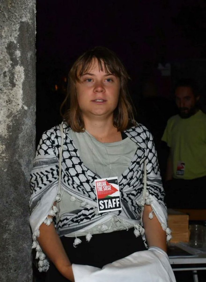 Fayaz Khan Yousafzai© (@fayazkhanfk321) on Twitter photo Like and retweet if you support Greta Thunberg.
<a href="/GretaThunberg/">Greta Thunberg</a>
#GretaThunberg
#GazaGenocide #GazaHolocaust #GazaisDying Like and retweet if you support Greta Thunberg.
<a href="/GretaThunberg/">Greta Thunberg</a>
#GretaThunberg
#GazaGenocide #GazaHolocaust #GazaisDying
