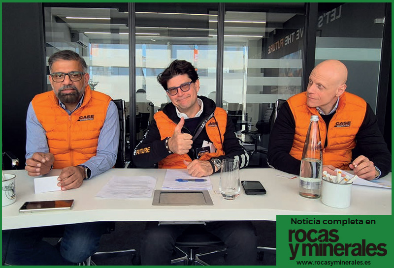Entrevista con la cúpula directiva de la multinacional Case durante #Bauma.
<a href="/CaseCE/">casece</a> #case #CNH <a href="/baumaOfficial/">bauma Official</a>   
rocasyminerales.es/rocas-y-minera…