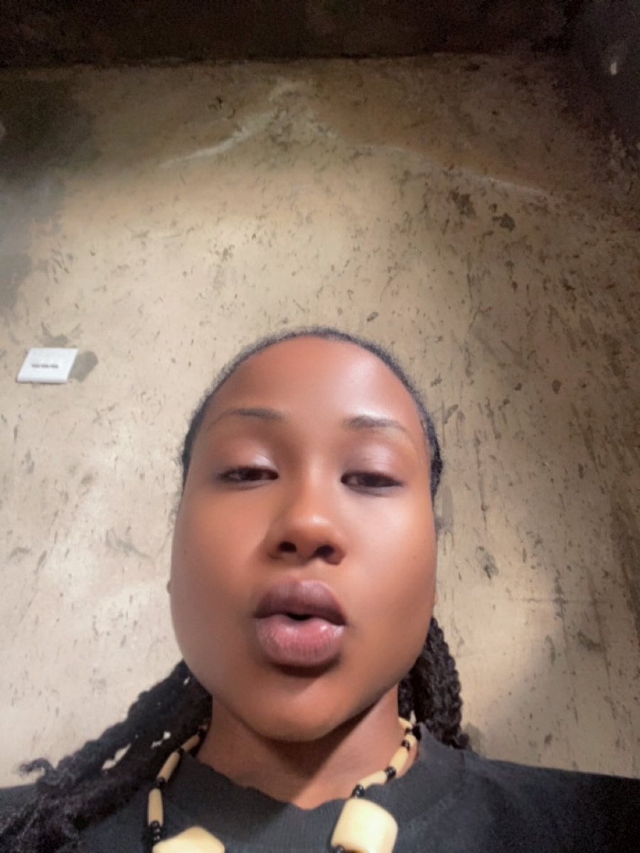 _applebae's tweet image. Mrs ….. 💛💚❤️
#IPLFinals #TikTok #BINI #GoodMorning #dreadhead