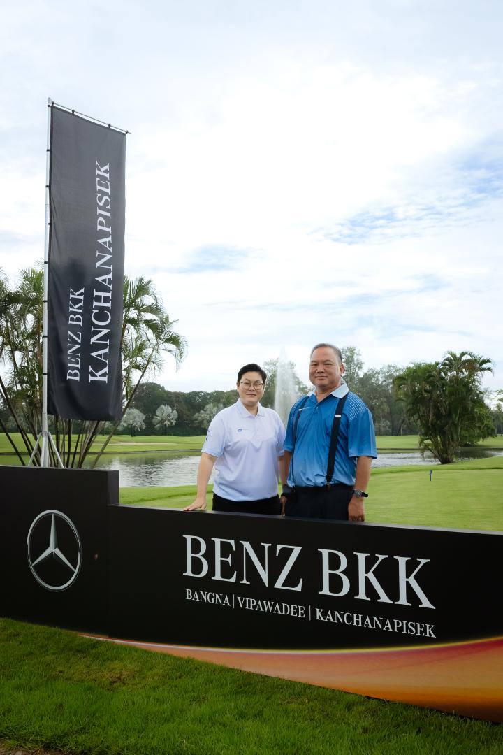 prjipata's tweet photo. Benz BKK สร้างปรากฏการณ์เหนือระดับ ปิดสนามกอล์ฟระดับโลก ต้อนรับลูกค้า VIP สู่เวทีแห่งเกียรติยศ MercedesTrophy Thailand
https://t.co/0N56RHWhX4
#BenzBKK3โชว์รูม3มุมเมือง #BenzBKKGroup #BenzBKKKanchanapisek #BenzBKKVipawadee #jesjpp #MercedesTrophy #ลีซอธีรเทพ #เจษเจษฎ์พิพัฒ https://t.co/u1JccBzA71