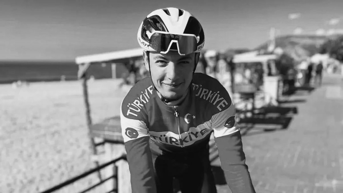 İran Bisiklet Turu'nda geçirdiği kaza sonucu hayatını kaybeden Spor Toto Takımı sporcusu milli bisikletçimiz Mustafa Ayyorkun’un vefat haberini derin bir üzüntüyle öğrenmiş bulunuyoruz.

Milli sporcumuza Allah’tan rahmet, ailesine ve spor camiasına başsağlığı dileriz.