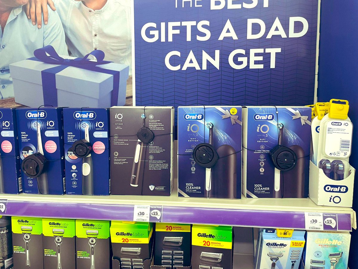 Zürefaya G*tumle gülüyorum,  Ugruna aglanan ayy olmazsa olmaz denen fırçalar kaç lira olmuş 😂😂😂😂 15 pound =800 tl civarı