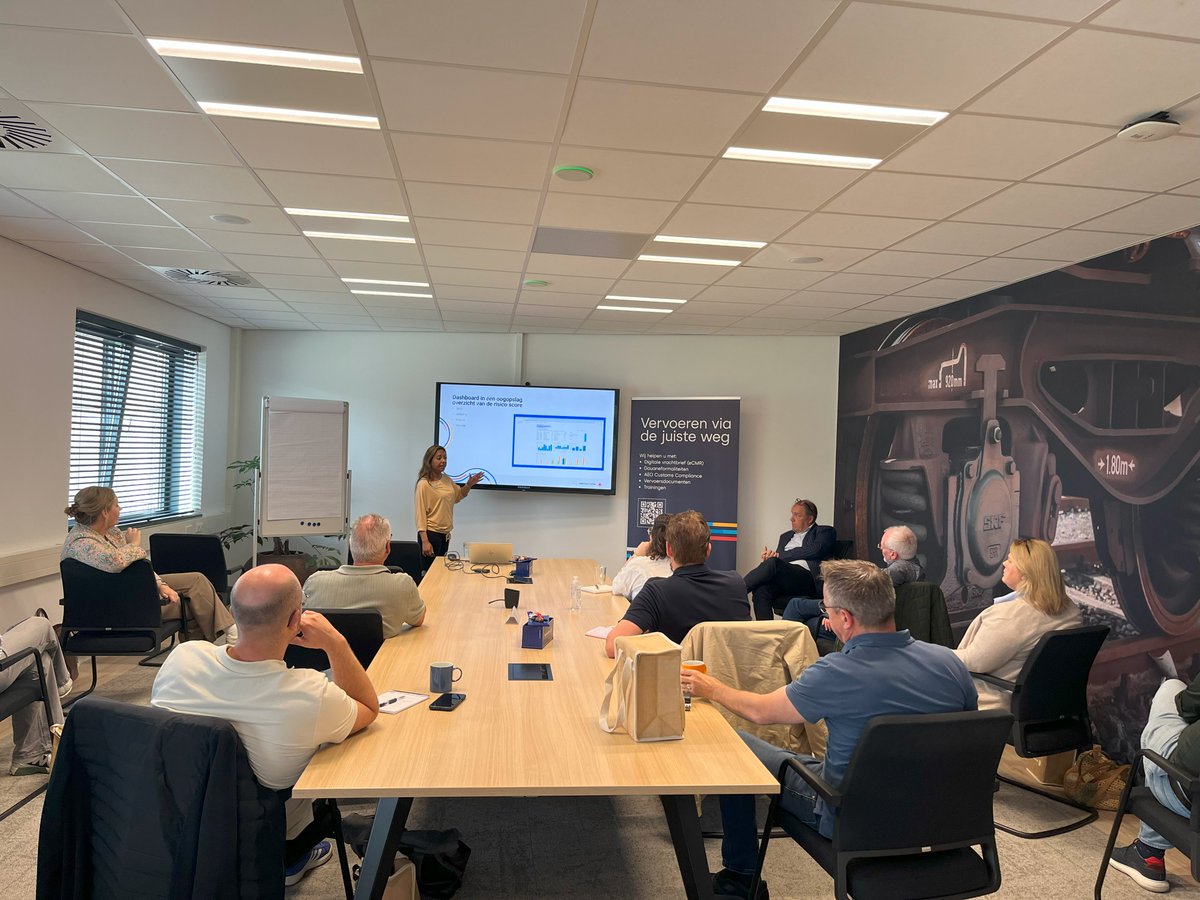 Gisteren organiseerden wij samen met evofenedex een inspirerende kennissessie over AEO! 💡📦

Dank aan alle deelnemers voor jullie aanwezigheid en enthousiasme! 👏

Ben je benieuwd naar toekomstige kennissessies? De komende sessies vind je terug op: beurtvaartadres.nl/r/i78 📅✨