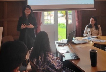oxfordMec's tweet image. Thank you @lisablaydes for last night&apos;s excellent seminar &apos;States and Social Hierarchies in Kuwait and the Arab States of the Gulf Region&apos;, part of the Women&apos;s Rights Research Seminar series @MaryamAlemzadeh sant.ox.ac.uk/middle-east-ce…