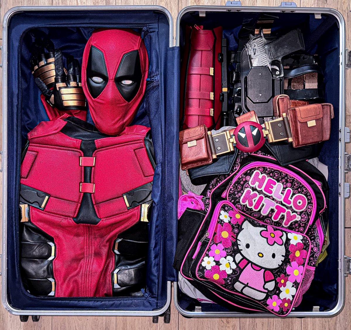 왓츠 인 마이 수트케이스