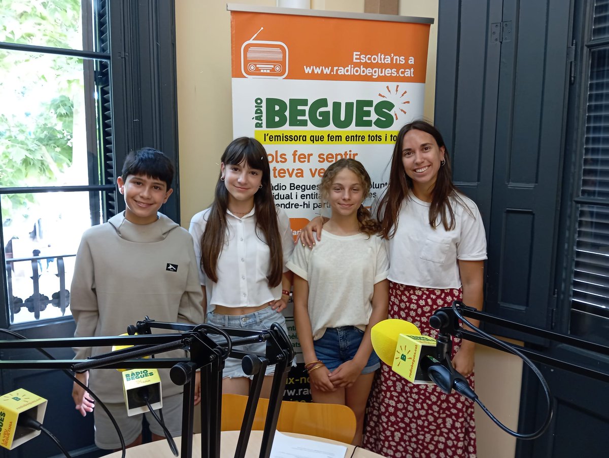 📻 En els especials dedicats al programa CuEme, de foment de la cultura emprenedora a l'escola, avui entrevistem la cooperativa ASPA, de 6è del Col·legi Sant Lluís. Escolta l'Ian, la Valeria, la Chloe i la seva tutora, la Mireia.

🎧 ja.cat/ASPA