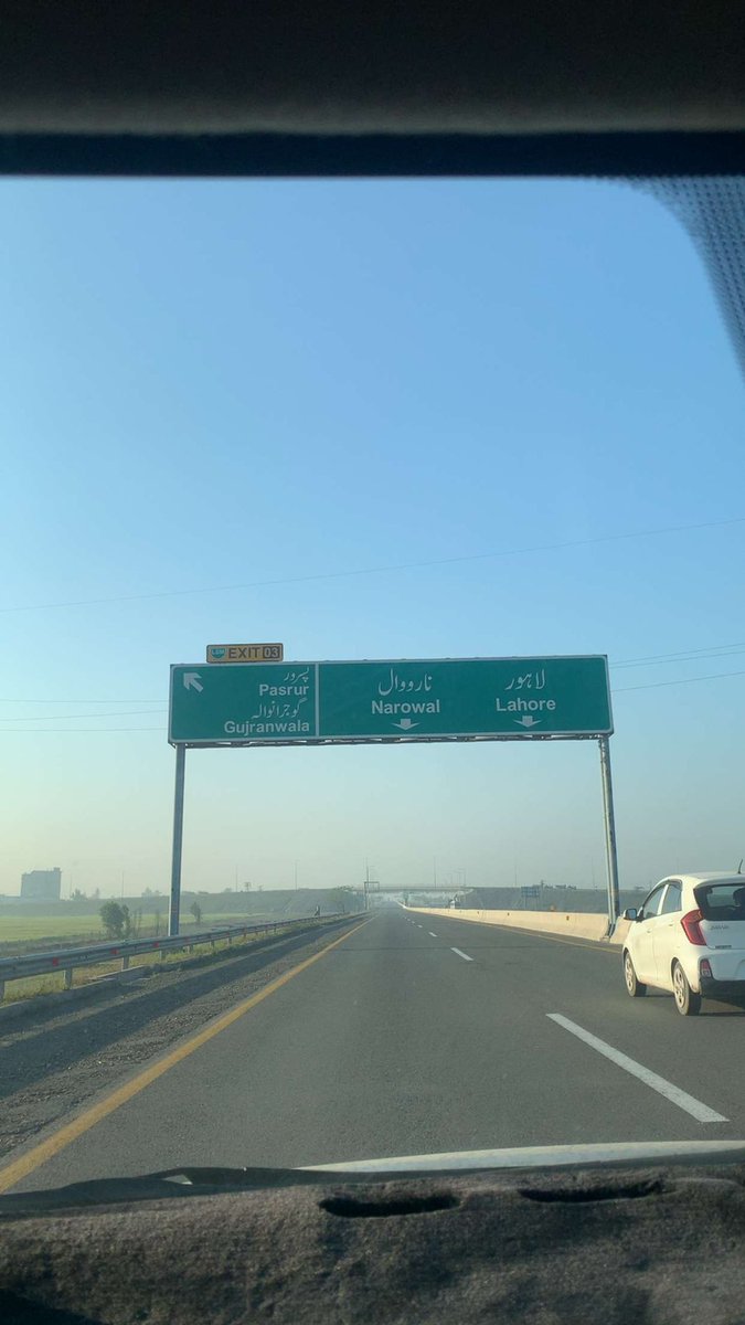 uzair_baig333's tweet photo. تجھے دیکھیں تو لگتا ہے کئی عشروں جھلستے موسموں،برفاب رستوں کی سیاحت سے پلٹ کر آگئے ہیں
تجھے دیکھیں تو لگتا ہے
کہ “ہم گھر آگئے ہیں "❤️
#baig https://t.co/AH6oQcINPA