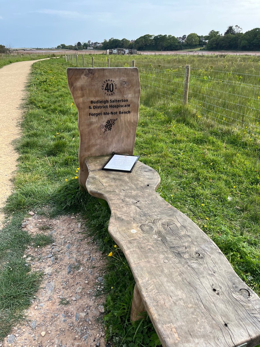 The benches on our wetland and heathland reserves managed by the Pebblebed Heaths Conservation Trust (PHCT), have been given some TLC! 

PHCT Apprentice Ranger Ned Mills and volunteers have been busy giving them a fresh coat of oil preservative. Big thanks to all involve👏.