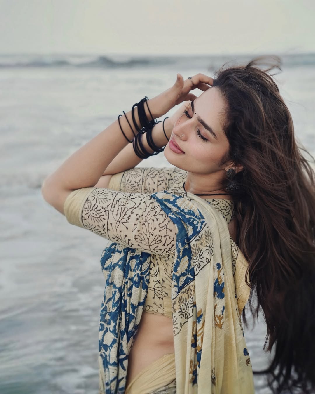 Gsl4lT6asAIDur0?format=jpg&name=large