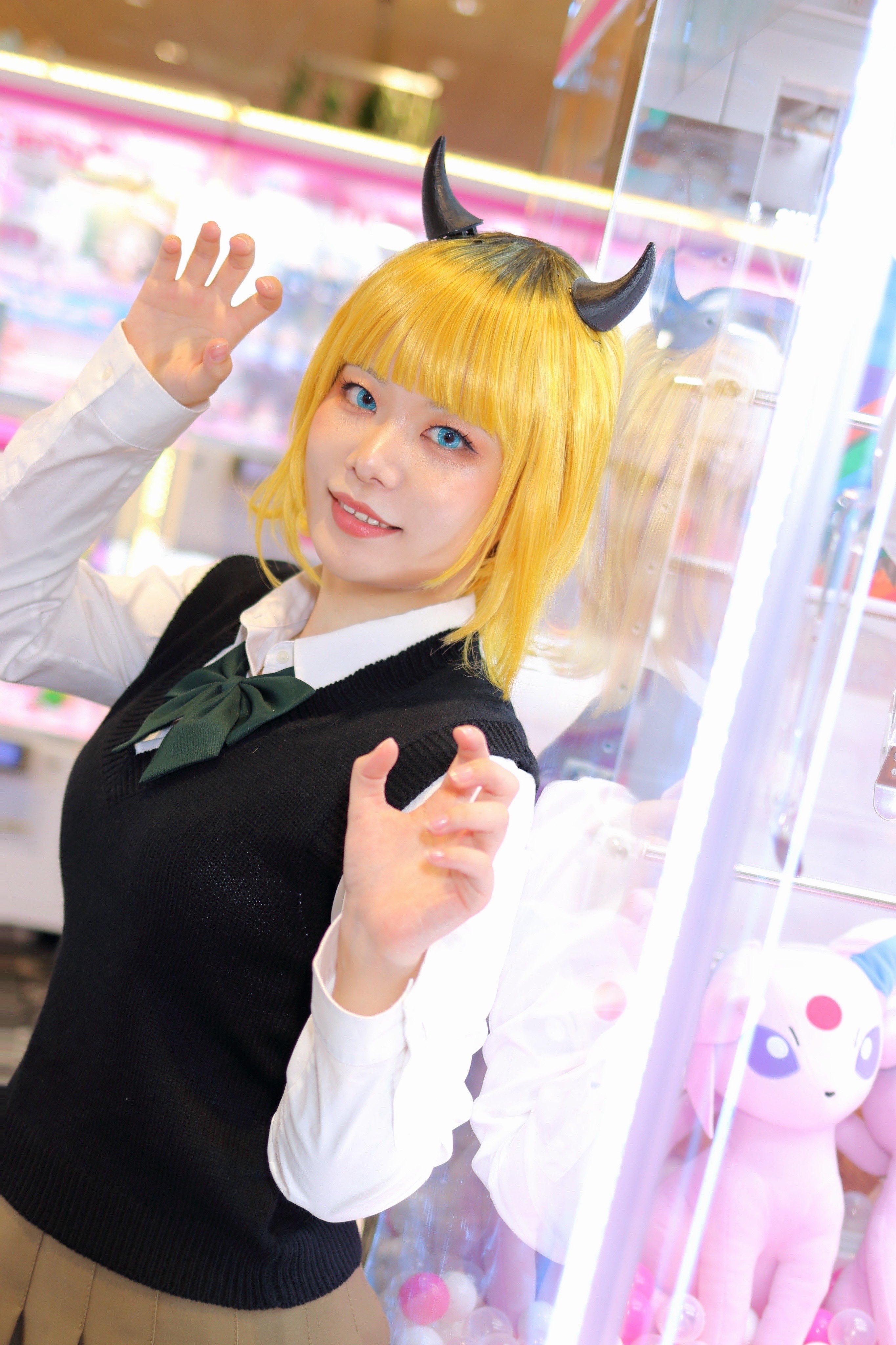 まろんページ 川崎まろん@7/5コスクラ (@Kawasaki_Marron) / X