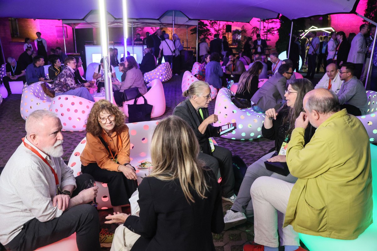 The Ecsite Conference is full of great networking opportunities.

Yesterday, we enjoyed the brand-new Networking Gateway and the Newcomers Meet-up. Tonight, we will connect at the Nocturne, Ecsite’s signature event, taking place inside Copernicus Science Centre. 

#Ecsite2025