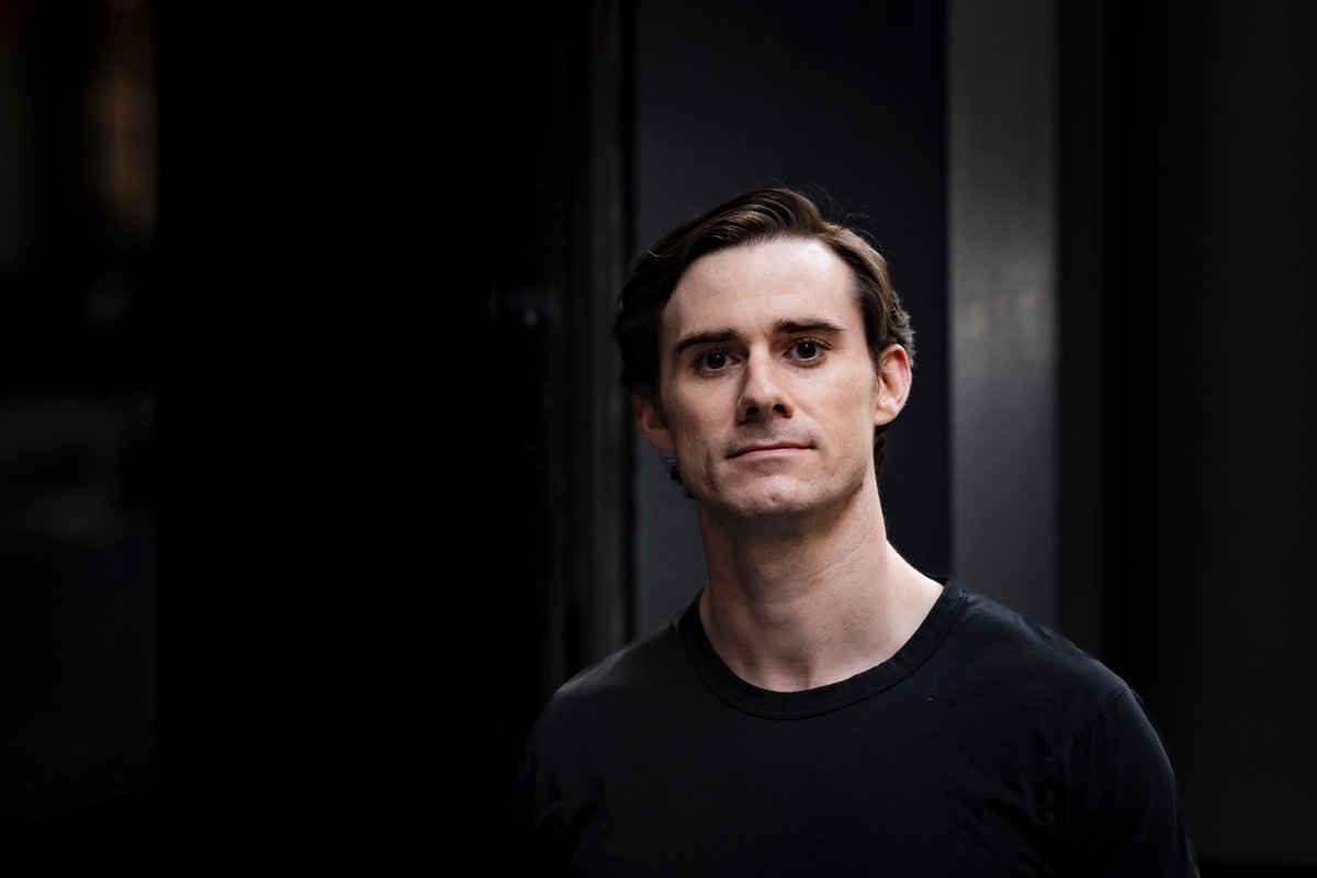 From imposter syndrome to ‘Poison’, <a href="/astormusicofc/">ASTOR</a> opens up about his creative fight in our Interview.

Get all the details here: aroom.uk/2025/06/04/ast…