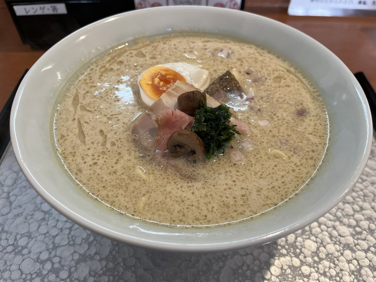 ぶんた tweet media