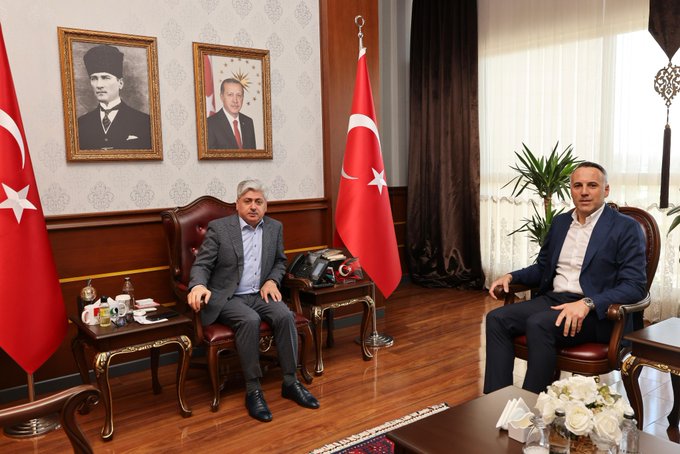 Sakarya Valisi Rahmi Doğan, AK Parti İl Başkanı Yunus Tever’i Kabul Etti