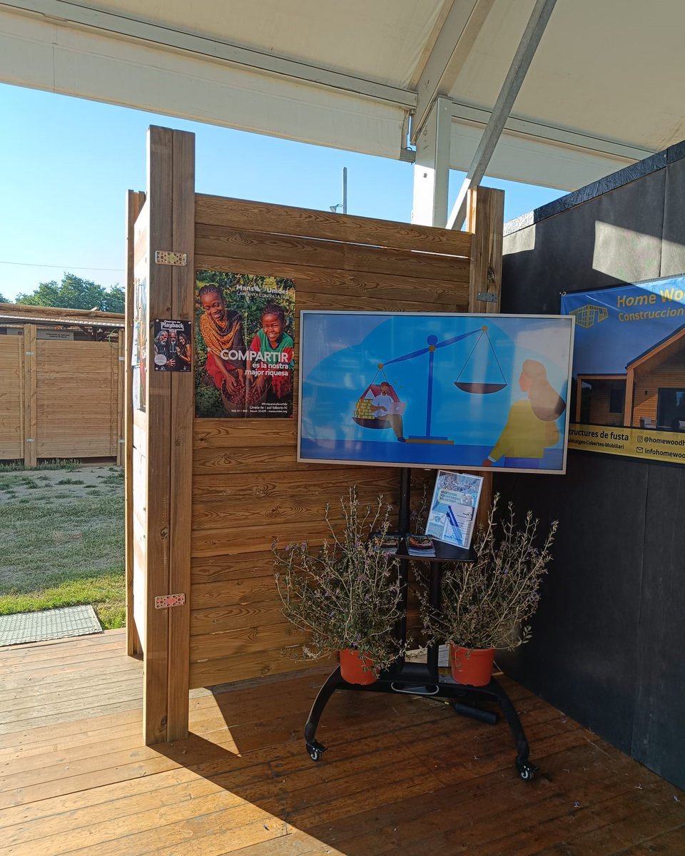 Hem estat presents a la fira de l'Ascensió de #Granollers amb un estand automàtic de #MansUnides ❗🤝

#solidaritat #ong #ascensió #VallèsOriental #manosunidas #fira