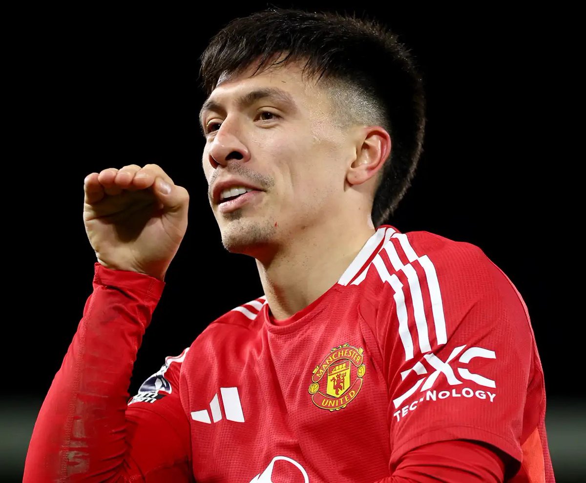 🚨 | BREAKING:

Lisandro Martínez is on course to RETURN for pre-season training with the hope of making a first team comeback in September. 

[<a href="/MailSport/">Mail Sport</a>]