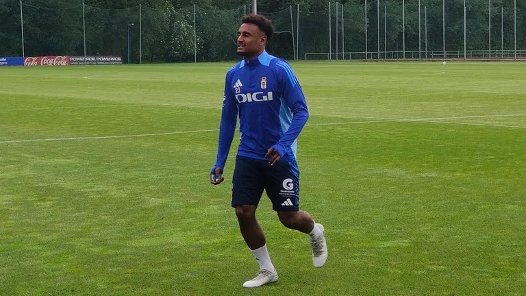 RadioRO (@_radioro_) on Twitter photo NOTICIA.
Novedades en el entrenamiento del Real Oviedo.
✅ Hassan estará para el partido contra el Almería.
⚽️ Trabajando a menor ritmo: Nacho Vidal, Seoane y David Costas.
Vía: <a href="/lavozdeasturias/">La Voz de Asturias</a> NOTICIA.
Novedades en el entrenamiento del Real Oviedo.
✅ Hassan estará para el partido contra el Almería.
⚽️ Trabajando a menor ritmo: Nacho Vidal, Seoane y David Costas.
Vía: <a href="/lavozdeasturias/">La Voz de Asturias</a>