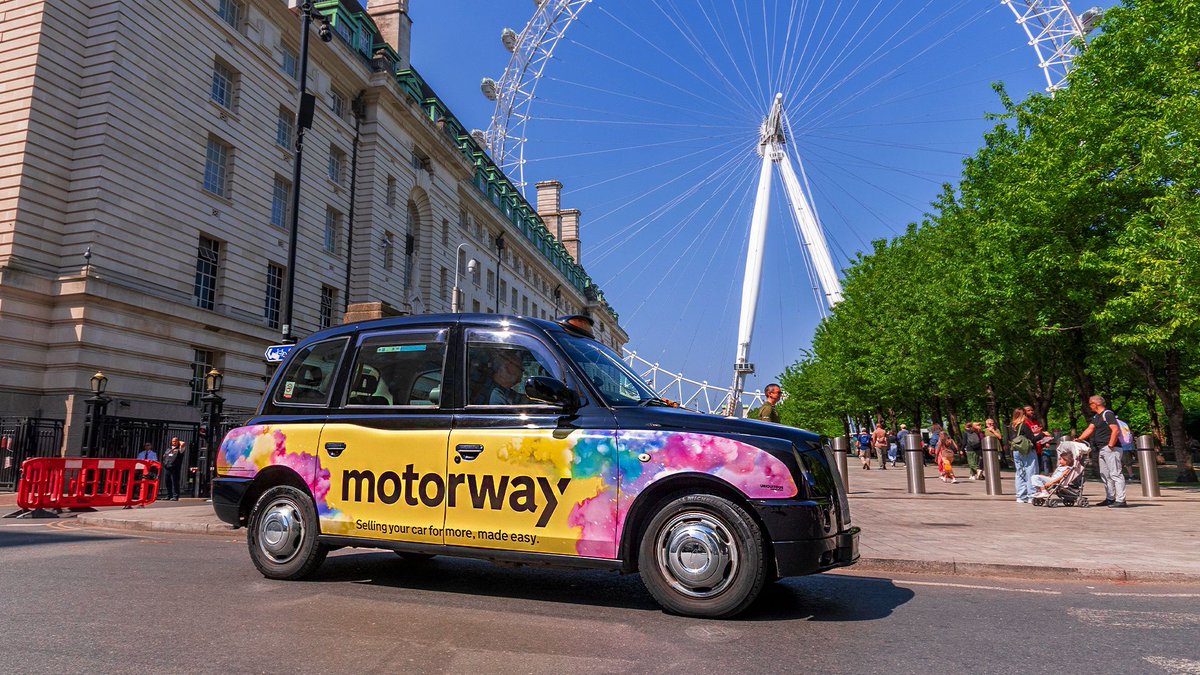 UbiquitousTaxis's tweet image. These taxis for @motorway prove that no matter what direction your brand chooses, Taxi Advertising offers a way to bring it to life.
#brandawareness
#taxiadvertising
#creativeadvertising