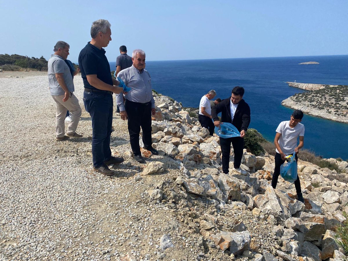 Mersin Çevre Şehircilik Politikaları Başkanlığı (@cevrebaskanl) on Twitter photo 5 Haziran Dünya Çevre Haftası kapsamında Aydıncık ilçe teşkilatımız ile birlikte Doğa yürüyüşü ve Çevre Temizliği ile
Doğaya olan katkımızı artırmak umudu ile...
<a href="/sevilay_tuncerr/">Sevilay TUNCER</a>
<a href="/Ruken_Kilerci/">Ruken Kilerci</a>
<a href="/AdemAldemir33/">Adem Aldemir🇹🇷</a>
<a href="/mrefikbagsiz/">Refik bağsız</a>
<a href="/YkselVATAN1/">🟢 Yüksel VATAN</a> 5 Haziran Dünya Çevre Haftası kapsamında Aydıncık ilçe teşkilatımız ile birlikte Doğa yürüyüşü ve Çevre Temizliği ile
Doğaya olan katkımızı artırmak umudu ile...
<a href="/sevilay_tuncerr/">Sevilay TUNCER</a>
<a href="/Ruken_Kilerci/">Ruken Kilerci</a>
<a href="/AdemAldemir33/">Adem Aldemir🇹🇷</a>
<a href="/mrefikbagsiz/">Refik bağsız</a>
<a href="/YkselVATAN1/">🟢 Yüksel VATAN</a>