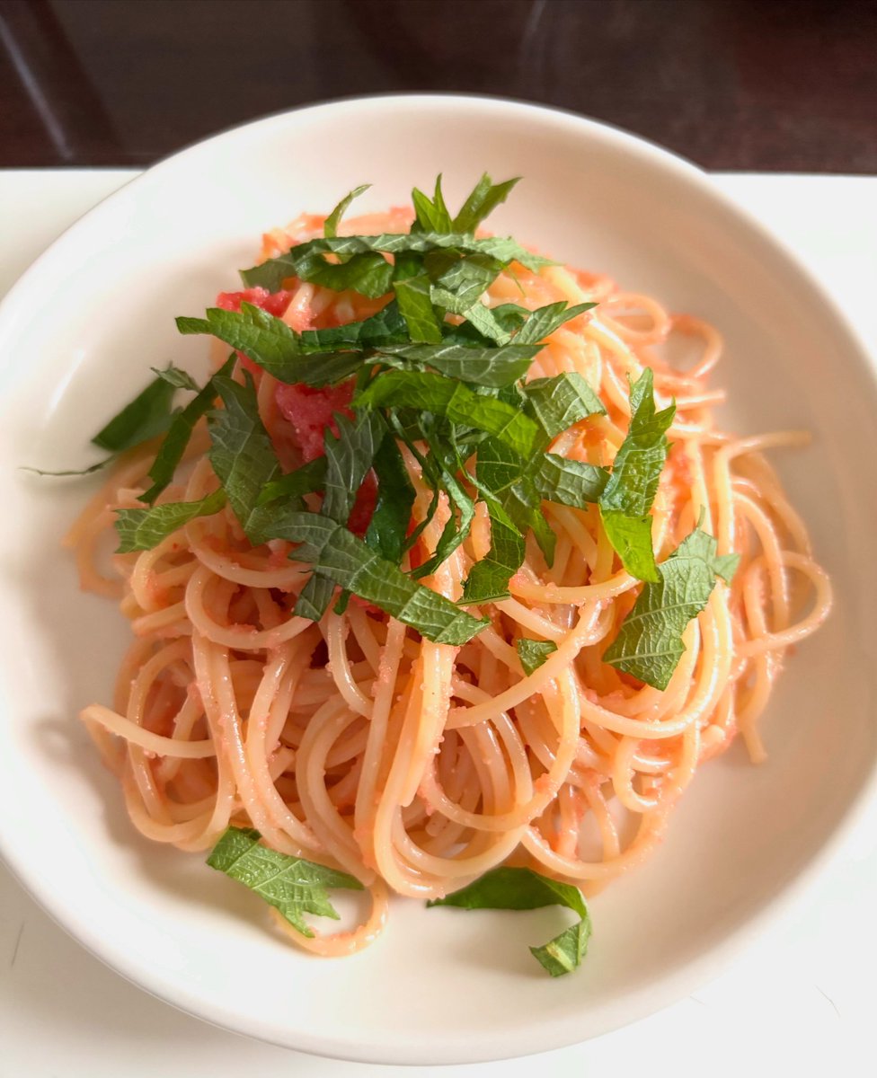 お昼に明太子スパゲッティを作ってみました。
美味しかった。

#明太子スパゲッティ
#しそをそえて
