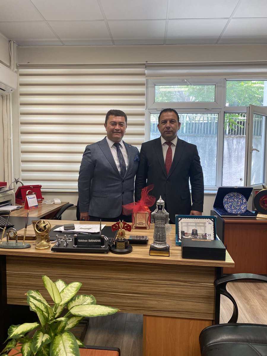 Elmadağ İlçe Milli Eğitim Müdürü Sn Aytaç Özel‘e ziyaretlerinden dolayı teşekkür ederim ￼
