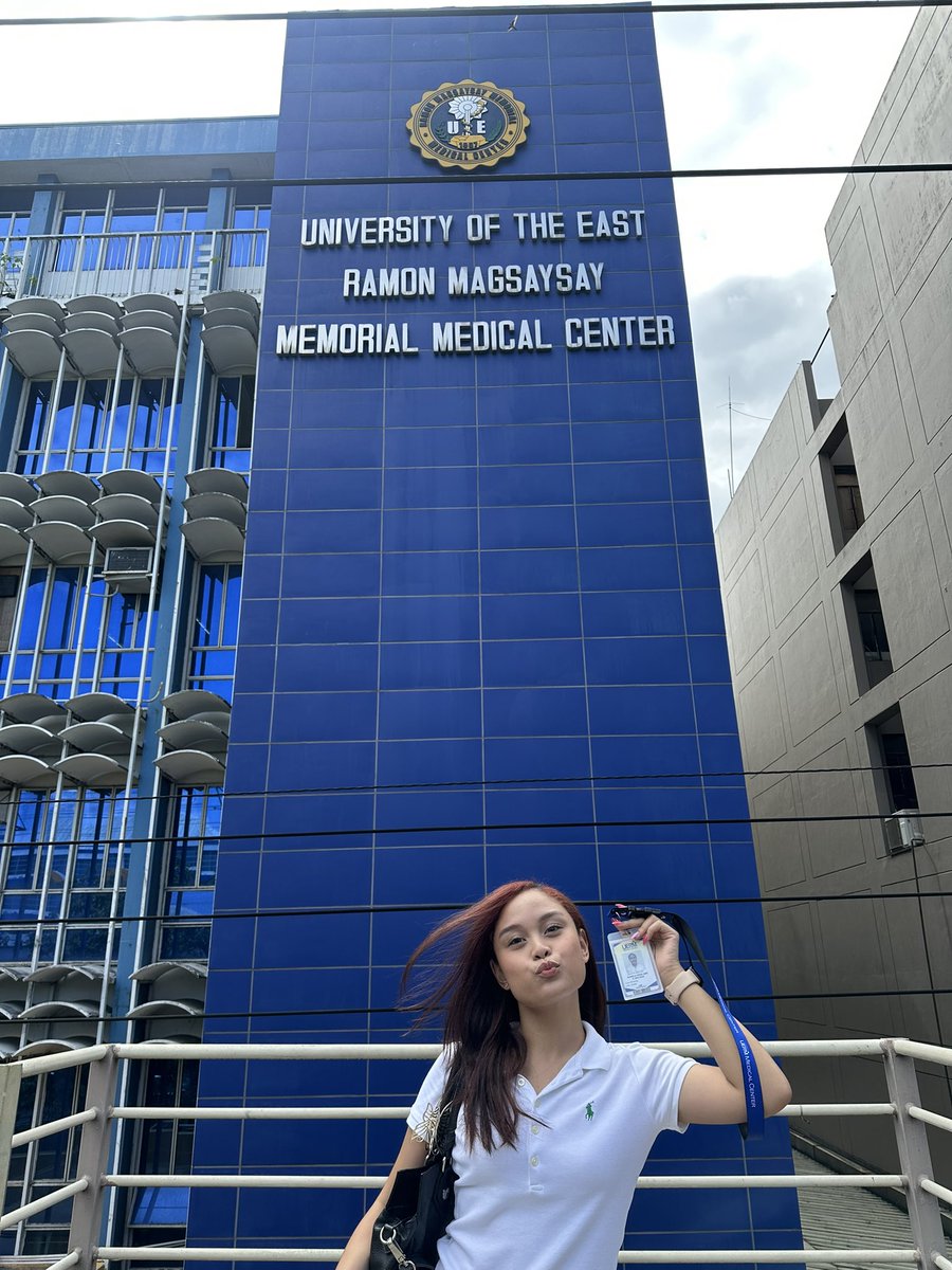 college !!! officially a nursing student 💘
