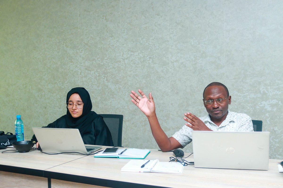 DataclaveC's tweet image. Transforming data into actionable insights—one equation at a time! Excel expertise is underway, stay tuned for the results! From formulas to predictions, we have it all handled!

#learn #unlearn #relearn