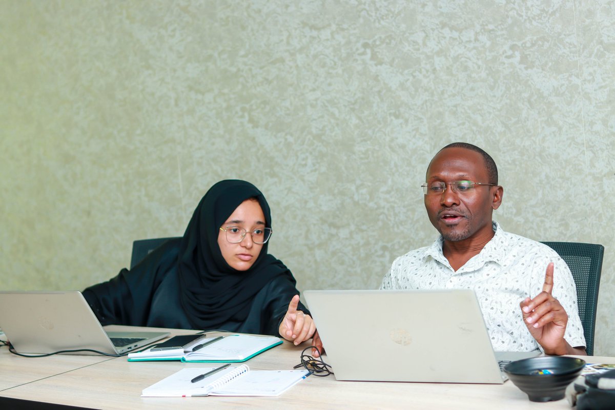 DataclaveC's tweet image. Transforming data into actionable insights—one equation at a time! Excel expertise is underway, stay tuned for the results! From formulas to predictions, we have it all handled!

#learn #unlearn #relearn