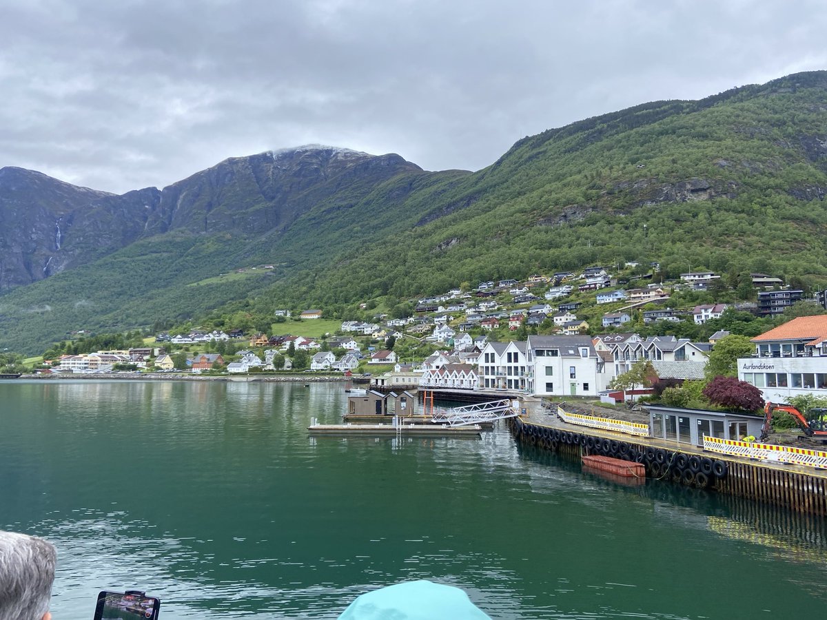 Mark Rowe tweet media