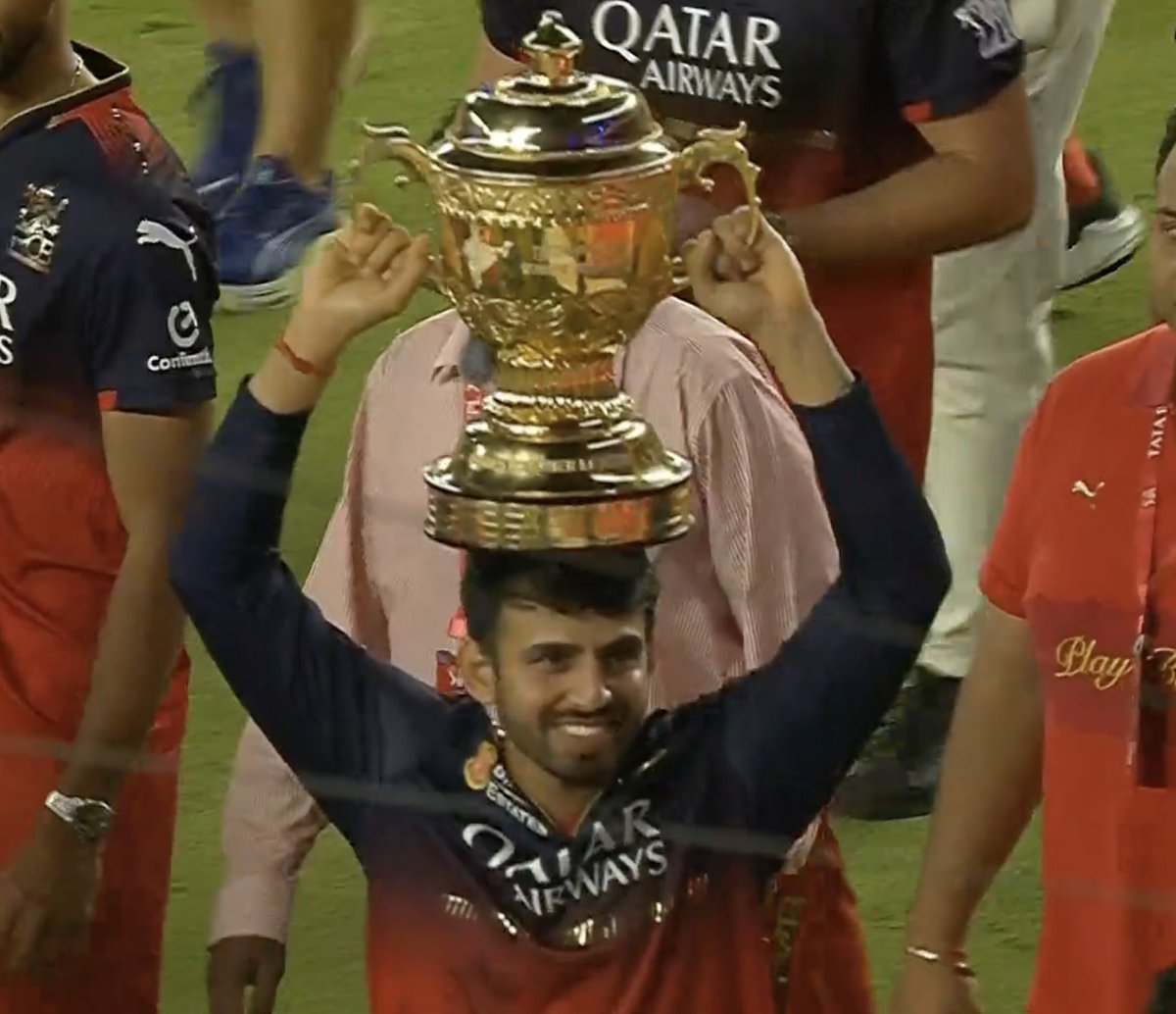 राजकमल चौकात याचा 10.5 ft x 22.5 ft पोस्टर लागला पाहिजे 🔥 #RCBvsPBKS