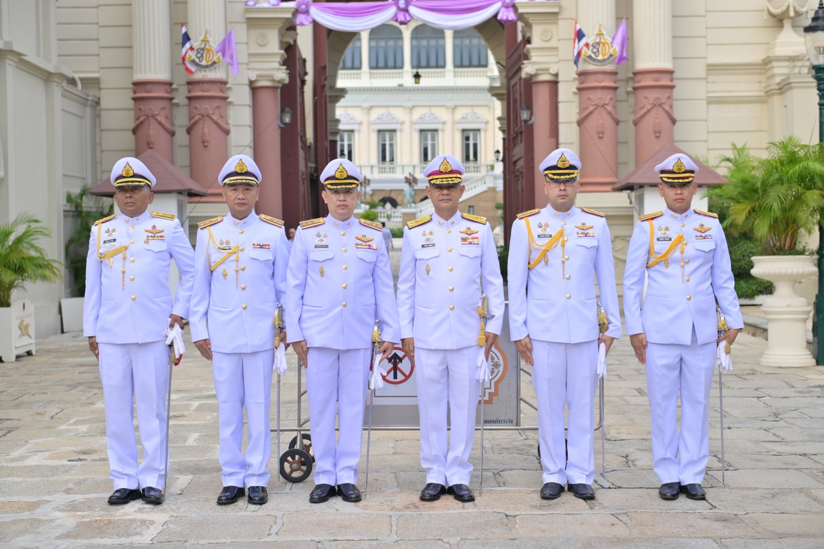 DOO_RTA's tweet photo. พล.ต. ธนพล สุขมาก ผอ.สกฝ.ยก.ทบ. และ คณะฯ ร่วมลงนามถวายพระพร เนื่องในโอกาส วันเฉลิมพระชนมพรรษา สมเด็จพระนางเจ้าฯ พระบรมราชินี เมื่อ 3 มิ.ย. 68  ณ พระบรมมหาราชวัง https://t.co/33LAPTsSQK