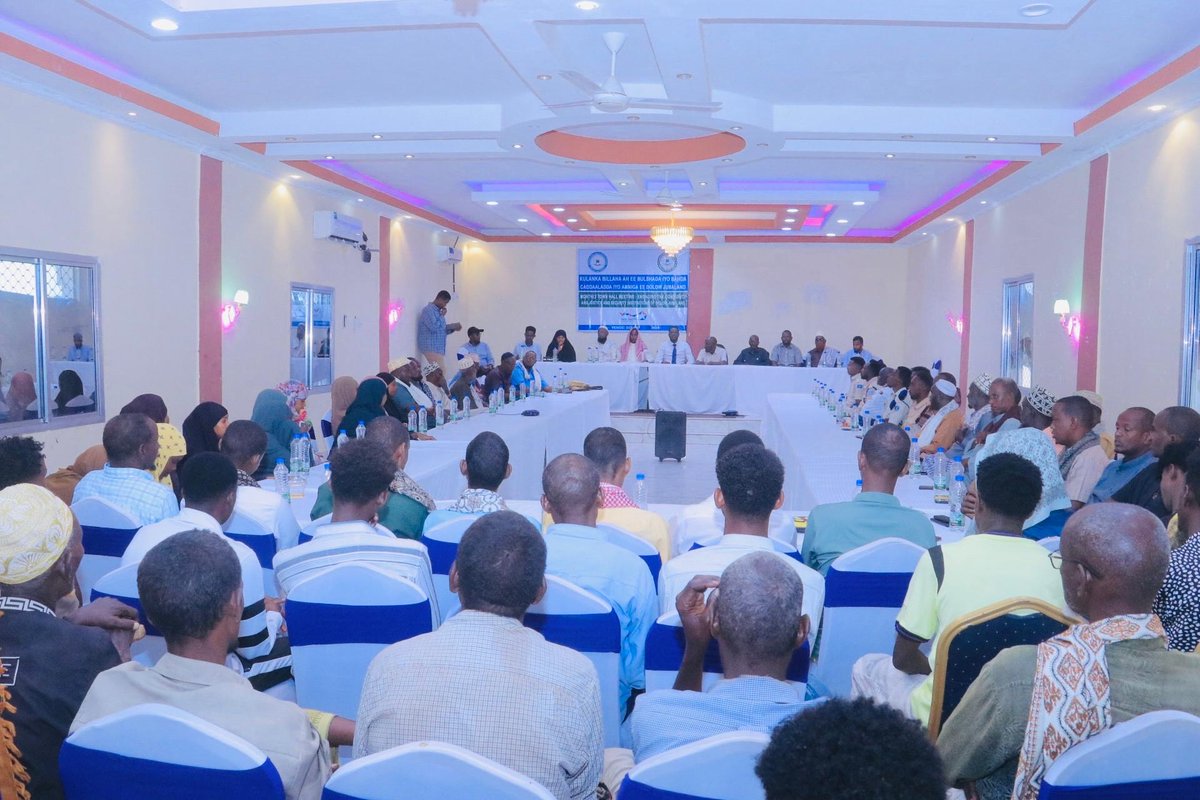 Nabadaynta Soomaaliya (@nabadaynta) on Twitter photo Yesterday, 3 June, #Nabadaynta supported the inaugural security & justice Townhall in Doolow. The event saw around 100 community members, authorities, and duty-bearers come together, in what will now be monthly meetings.
#GoFarGoTogether @IOM_Somalia <a href="/UKinSomalia/">UK in Somalia๐ฌ๐ง๐ธ๐ด</a> <a href="/EU_in_Somalia/">EU Delegation Somalia</a> Yesterday, 3 June, #Nabadaynta supported the inaugural security & justice Townhall in Doolow. The event saw around 100 community members, authorities, and duty-bearers come together, in what will now be monthly meetings.
#GoFarGoTogether @IOM_Somalia <a href="/UKinSomalia/">UK in Somalia๐ฌ๐ง๐ธ๐ด</a> <a href="/EU_in_Somalia/">EU Delegation Somalia</a>
