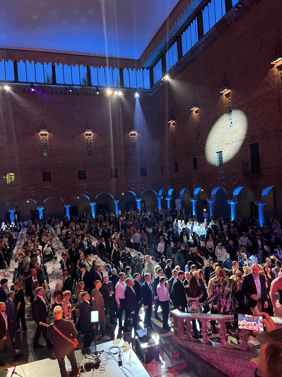 Sms-livräddare (@smslivraddare) on Twitter photo Igår hade vi en fantastisk dag på <a href="/European_EMS/">EMS Europe</a> #EMS2025 i Stockholm
Martin, PhD från <a href="/karolinskainst/">Karolinska Institutet</a> presenterade data från när <a href="/SOSAlarmSverige/">SOSAlarmSverigeAB</a> aktiverar vårt system automatiskt vilket ledde till 3x ökning av tidig defibrillering! Imponerande!! Igår hade vi en fantastisk dag på <a href="/European_EMS/">EMS Europe</a> #EMS2025 i Stockholm
Martin, PhD från <a href="/karolinskainst/">Karolinska Institutet</a> presenterade data från när <a href="/SOSAlarmSverige/">SOSAlarmSverigeAB</a> aktiverar vårt system automatiskt vilket ledde till 3x ökning av tidig defibrillering! Imponerande!!