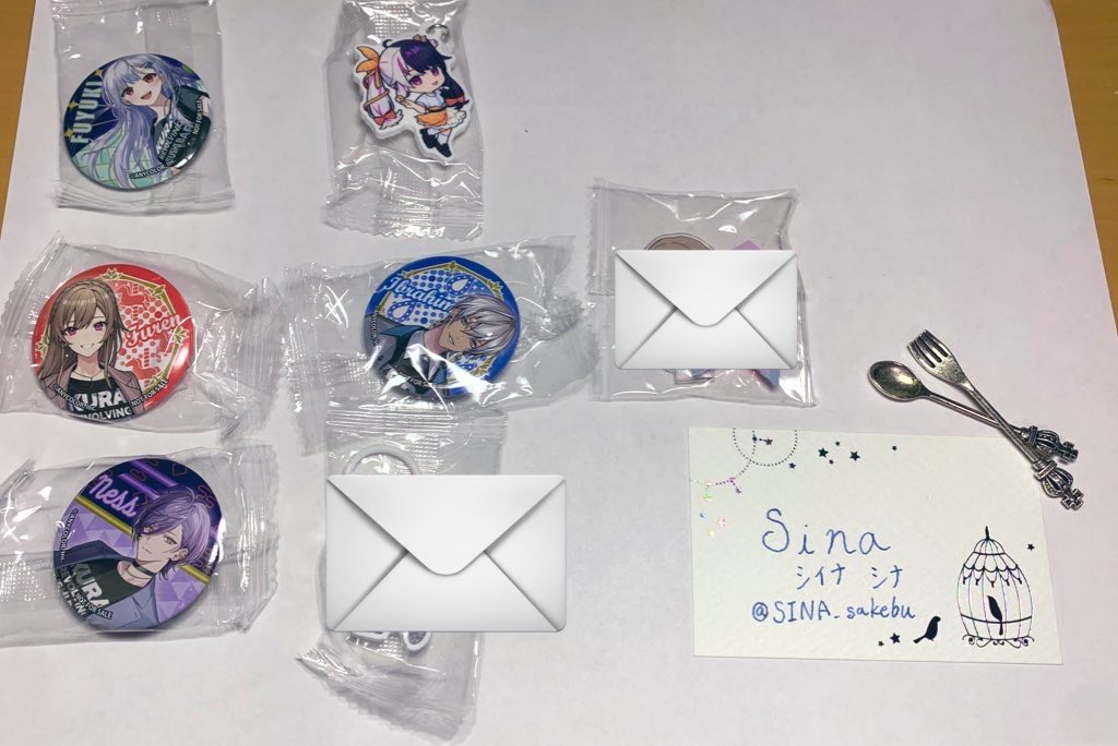 Js9f3E's tweet image. 【交換】
🌈🕒 にじさんじ くら寿司 コラボ
ビッくらポン グッズ

譲
画像①②
缶バッジ  ⚗️、🎠、💧、🫖🌿
めじるしチャーム🎩🐤、
クッションチャーム💧

求
画像③の⭐️

一部重複したため交換出しています

異種交換可

郵送交換、神戸周辺手渡し可
検索からもお気軽にどうぞ