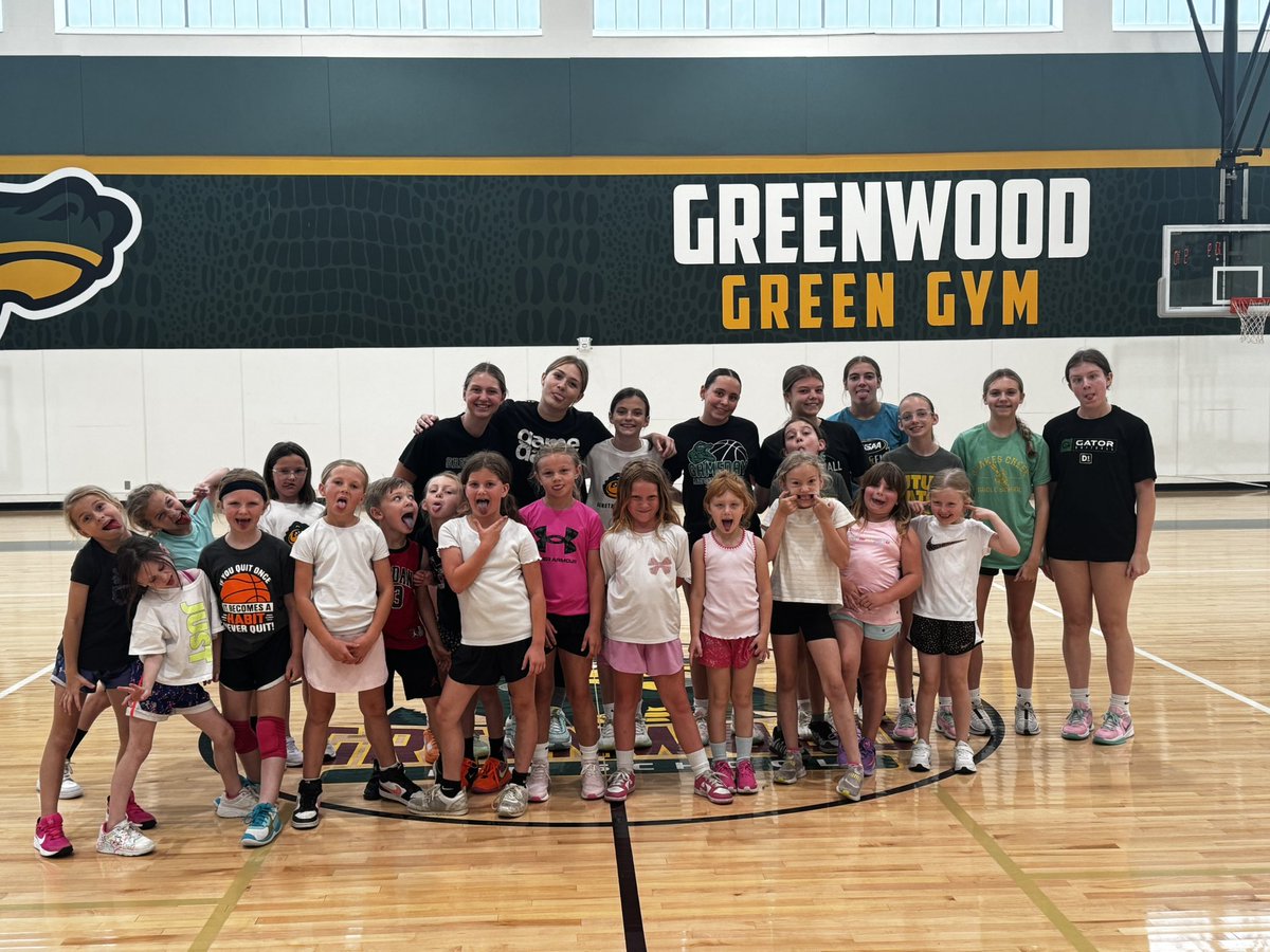 Lady Gator Basketball tweet media