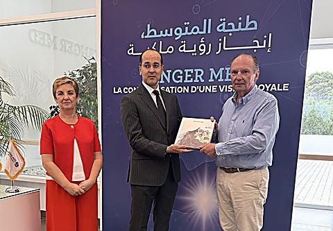presscamaraVLC's tweet photo. Las @CamarasCV consolidan relaciones empresariales en Tánger con reuniones B2B y visitas institucionales, https://t.co/dtlagWJa7j https://t.co/lc8MTJWHVA