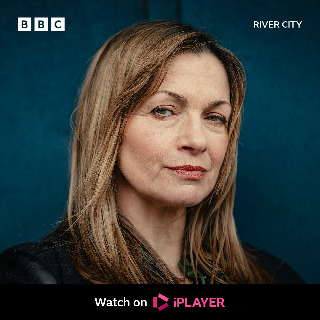 📣 New cast member! 📣

It's a very warm welcome to Simone Lahbib who has joined the cast of River City! 

Simone will make her first appearance as Vivienne ‘Viv’ Barton at the end of June, when Harry and Tyler are in for a surprise...

More details here: bbc.in/3HpfwUE