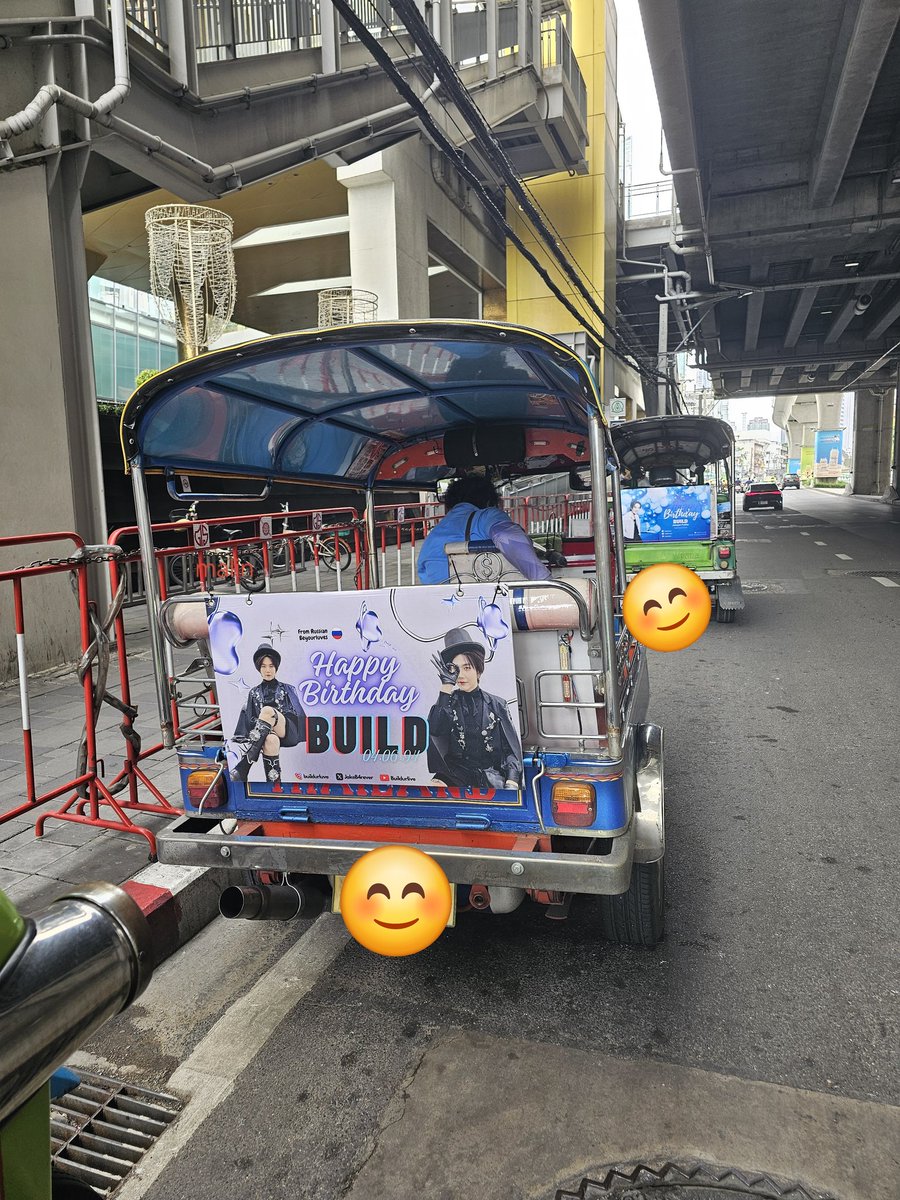 malin_mp428's tweet image. ที่แรกเจอน้อนบิวหน้า ไอคอนสยาม💙

HBD BUILD NEXT LEVEL DAY 
#Chapter31WithBuild