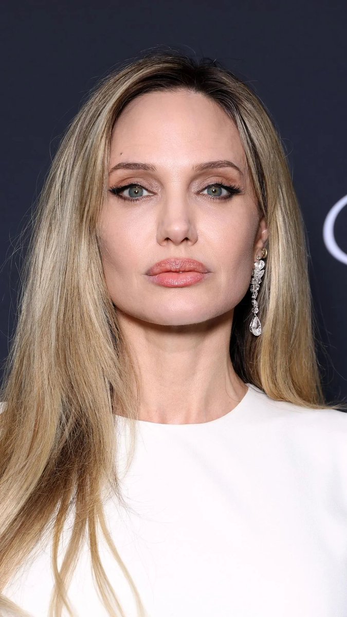 Joyeux 50eme anniversaire à Angelina Jolie ! 🤍