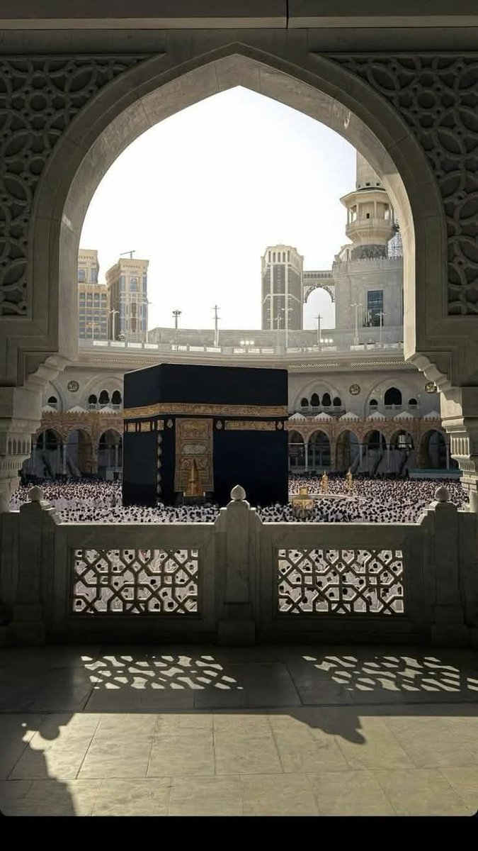 يوم التروية 
روىٰ اللّٰه قلوبكم وقلبي بهجًة
وأقدارًا جميلة وراحًة لا تنقطع.