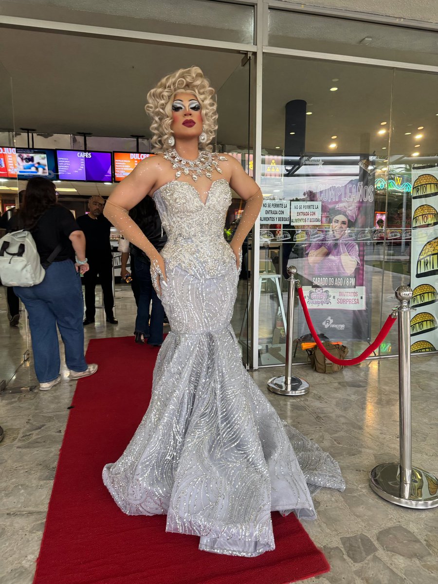 blackpearldrag's tweet photo. Red Carpet #JAPIDRAGRACE https://t.co/i6Xt3sltKl