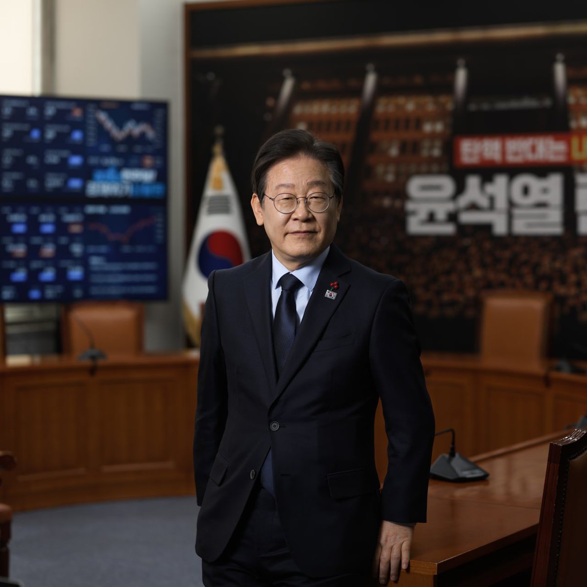 Ash Crypto tweet media