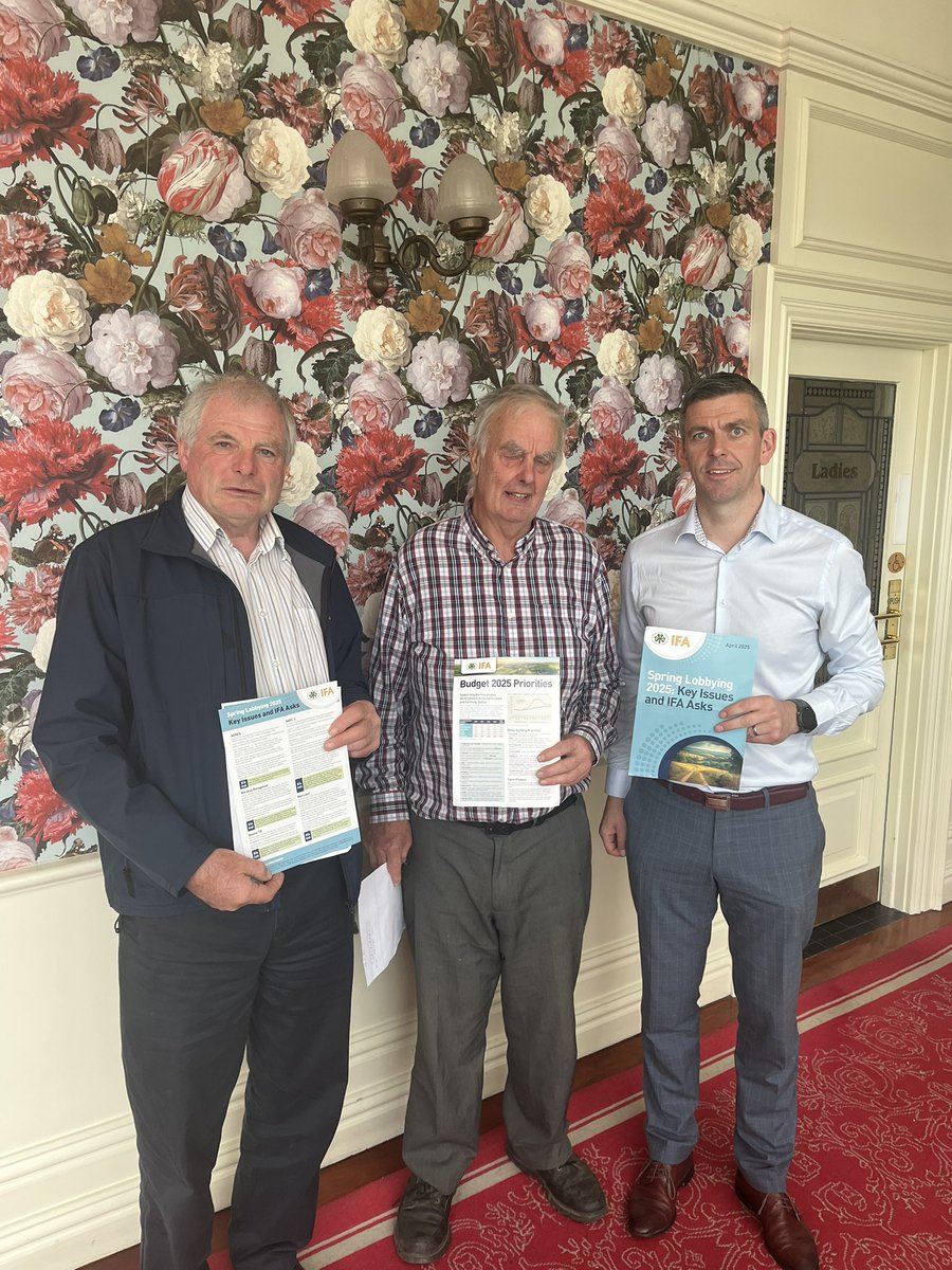 SeanMcKeon1973's tweet image. Roscommon @IFAmedia met yesterday with Senator @gscahill to discuss ACRES delays, Derogation, TB proposals, GAEC 2 and Mercosur trade deal. Lots of local issues also discussed. #IFAspringlobby